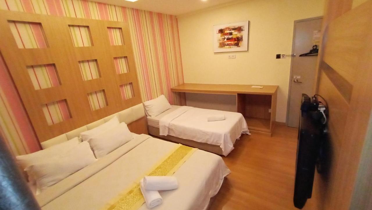 Hotel Zamburger De Melaka Exteriör bild