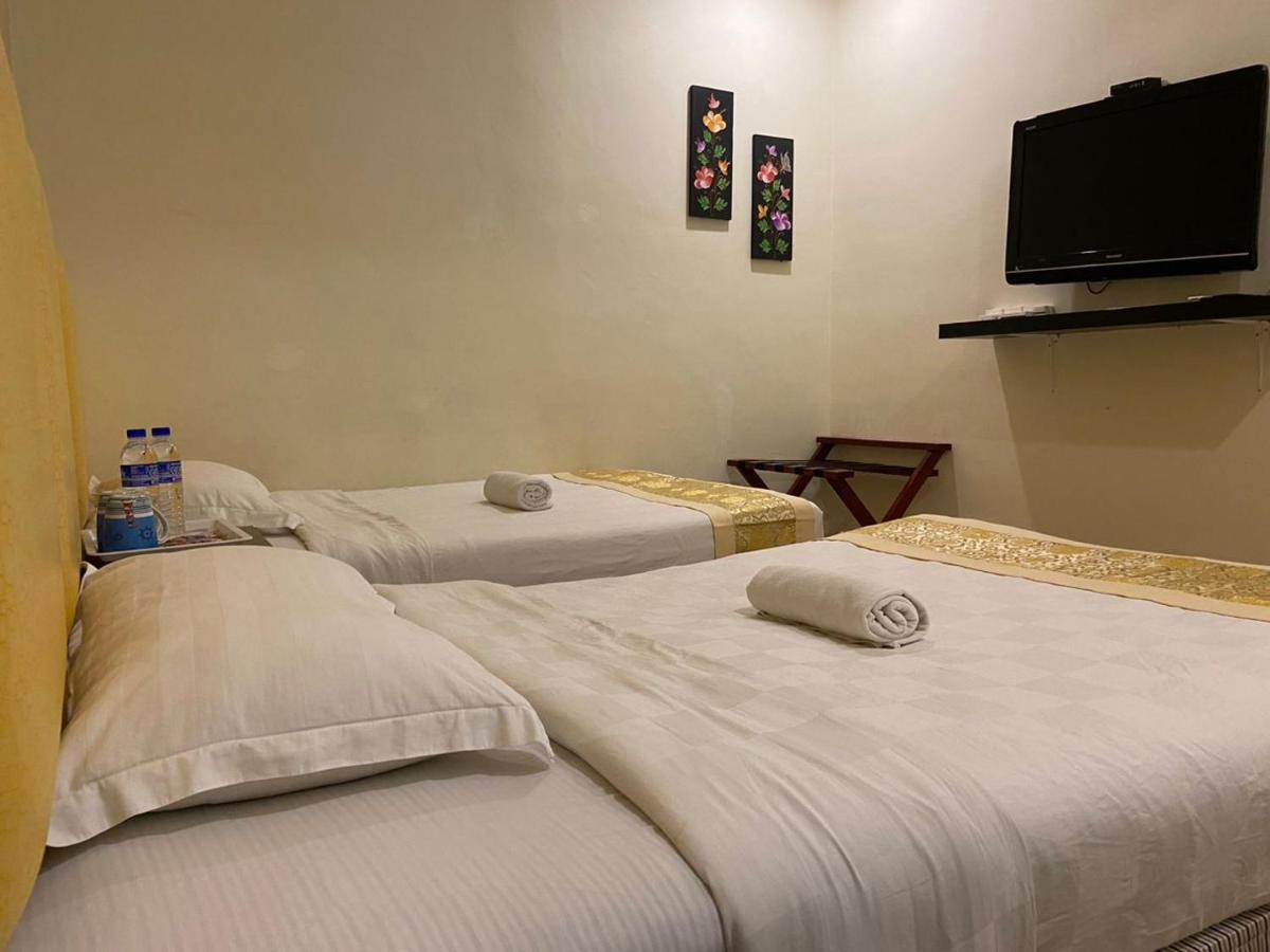 Hotel Zamburger De Melaka Exteriör bild